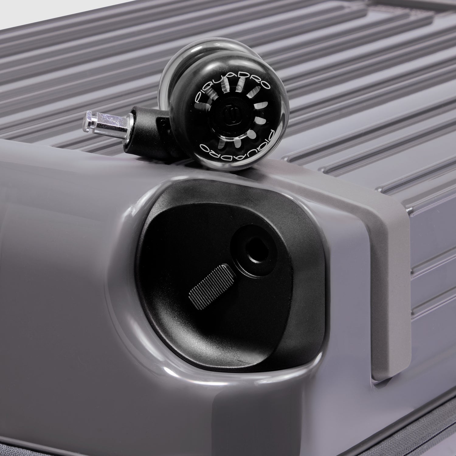 PIQUADRO MALETA MEDIANA POP 69CM