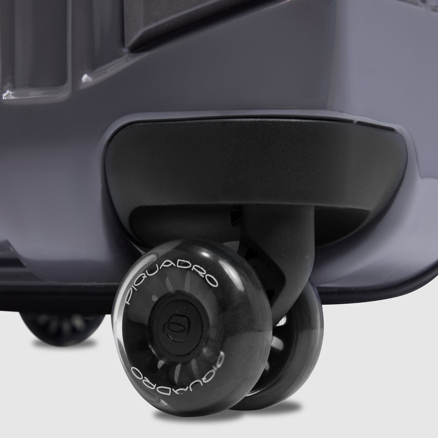 PIQUADRO MALETA POP TIPO TRUNK SUPER GRANDE 80CM