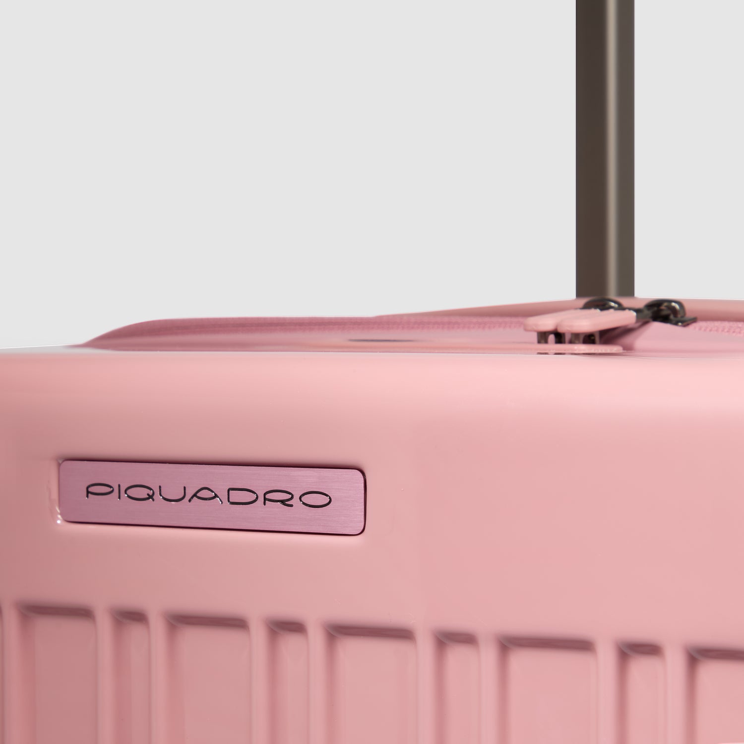 PIQUADRO Keskikokoinen matkalaukku EXTENSIBLE PQ LIGHT 69CM