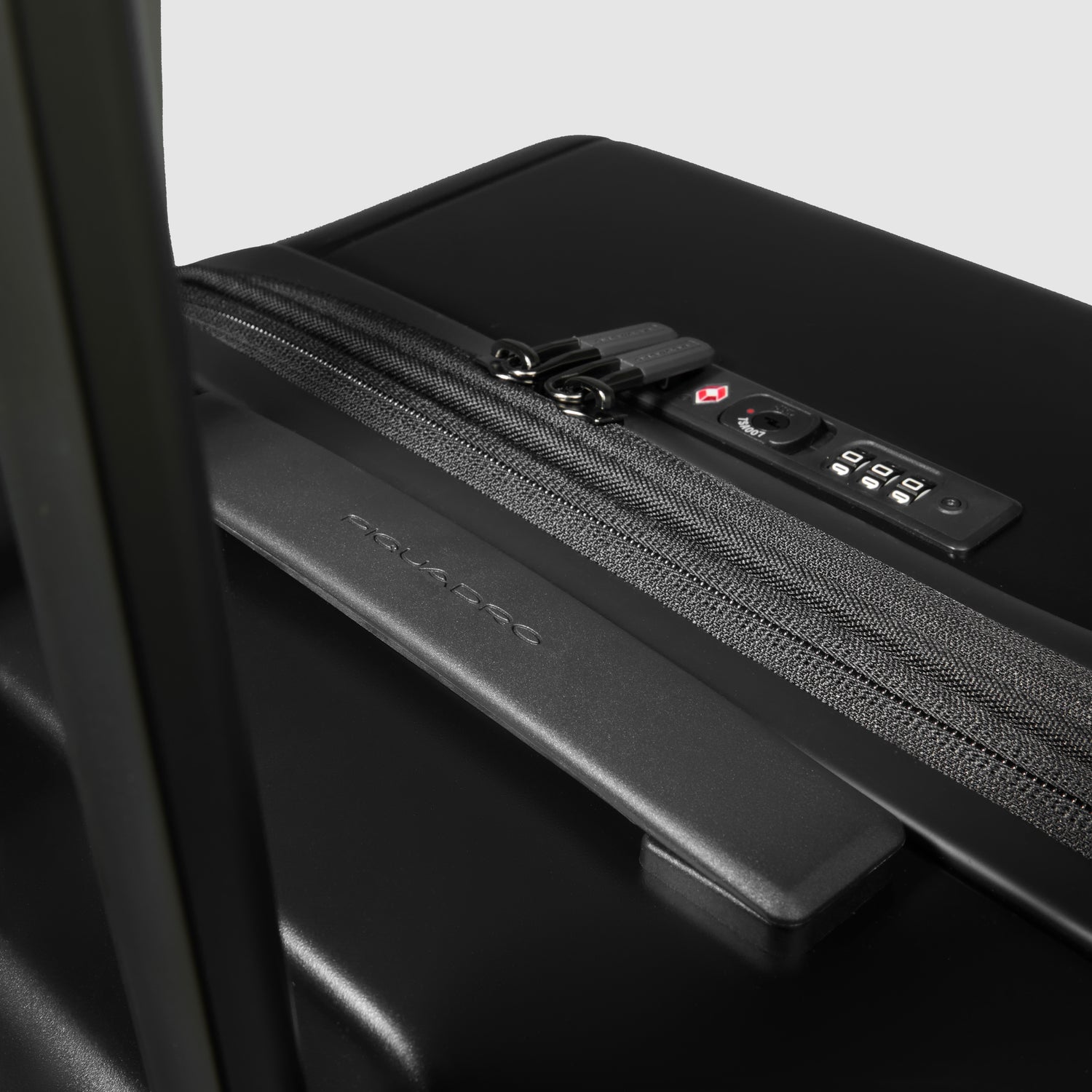 PIQUADRO Grande mala EXTENSIBLE PQ LIGHT 75CM