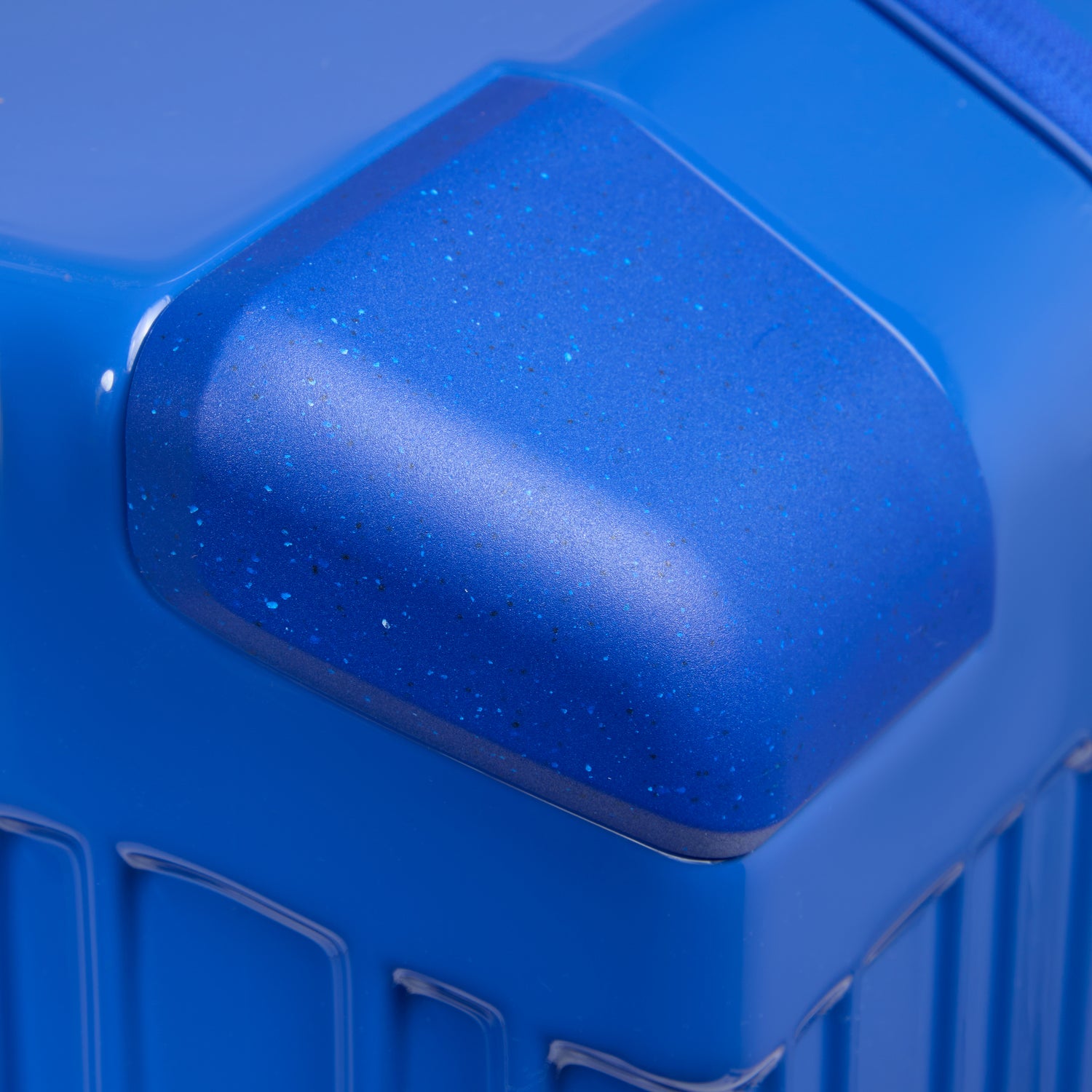 PIQUADRO Type pop suitcase TRUNK 73CM