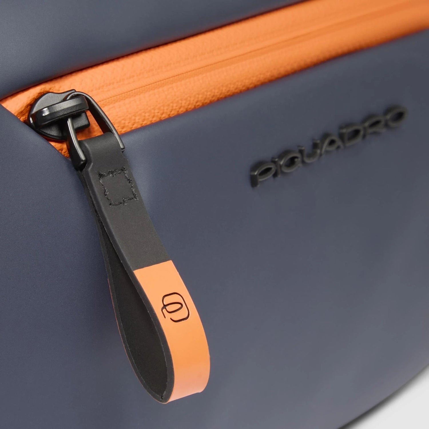 PIQUADRO NECESER Water Resistant Corner 2.0