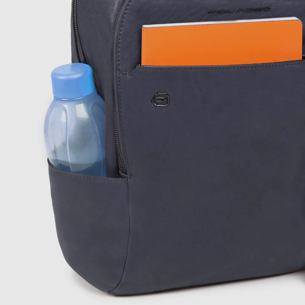 PIQUADRO Mały plecak na laptopa i IPAD® BLACK Kwadrat