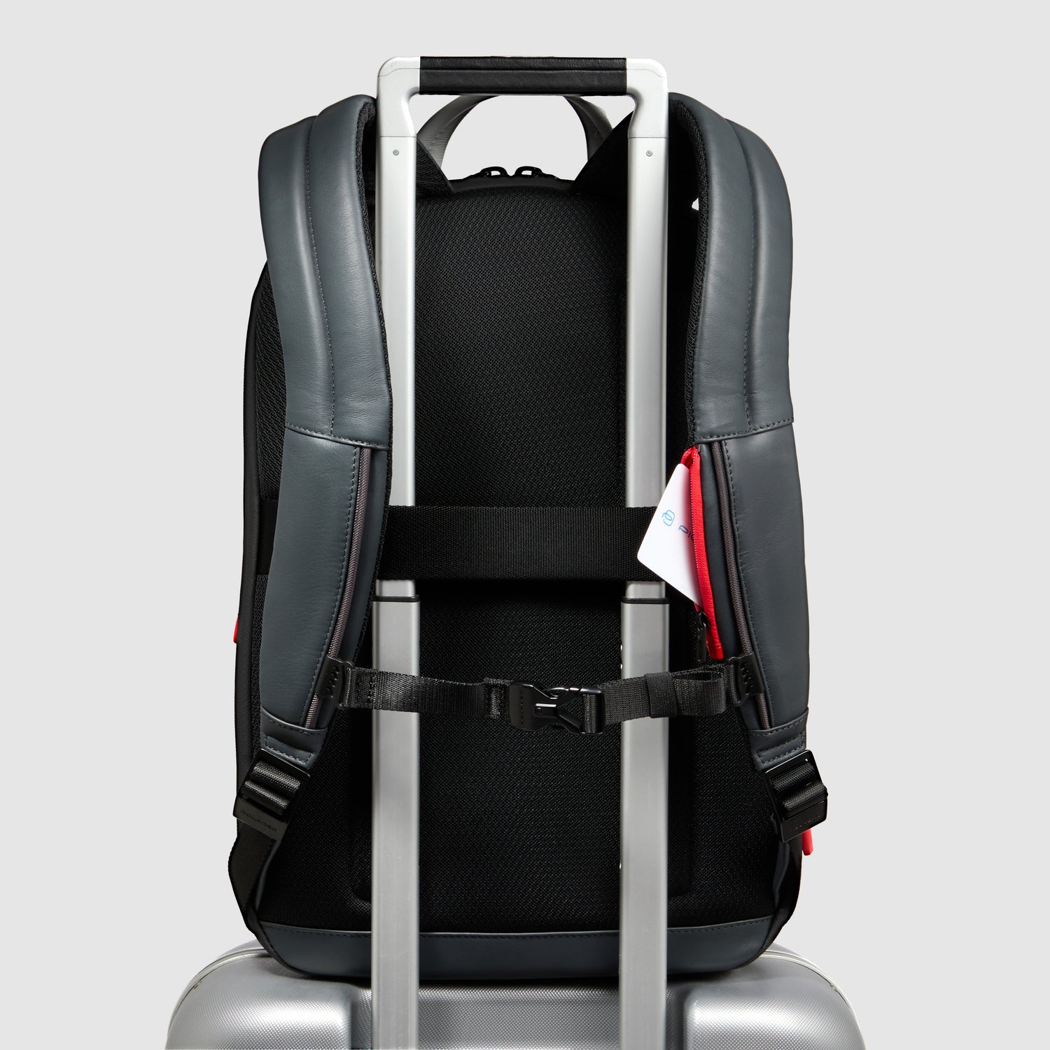 MOCHILA URBANA EXPANSÍVEL PARA PORTÁTIL 15