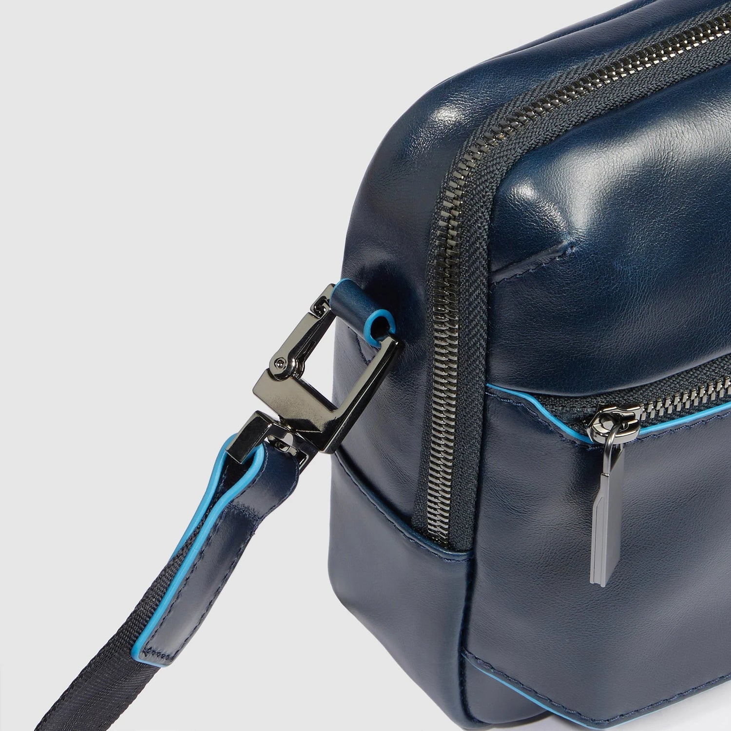 PIQUADRO BOLSO DE HOMBRE PARA IPAD MINI BLUE SQUARE