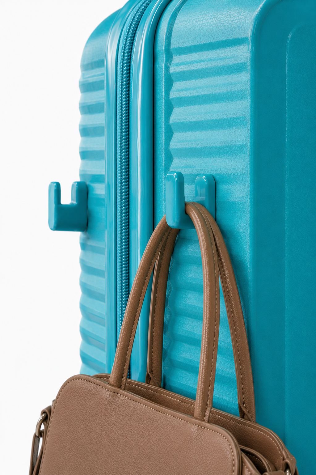 GREENWICH Medium suitcase with EXTENSIBLE ARUBA 66CM