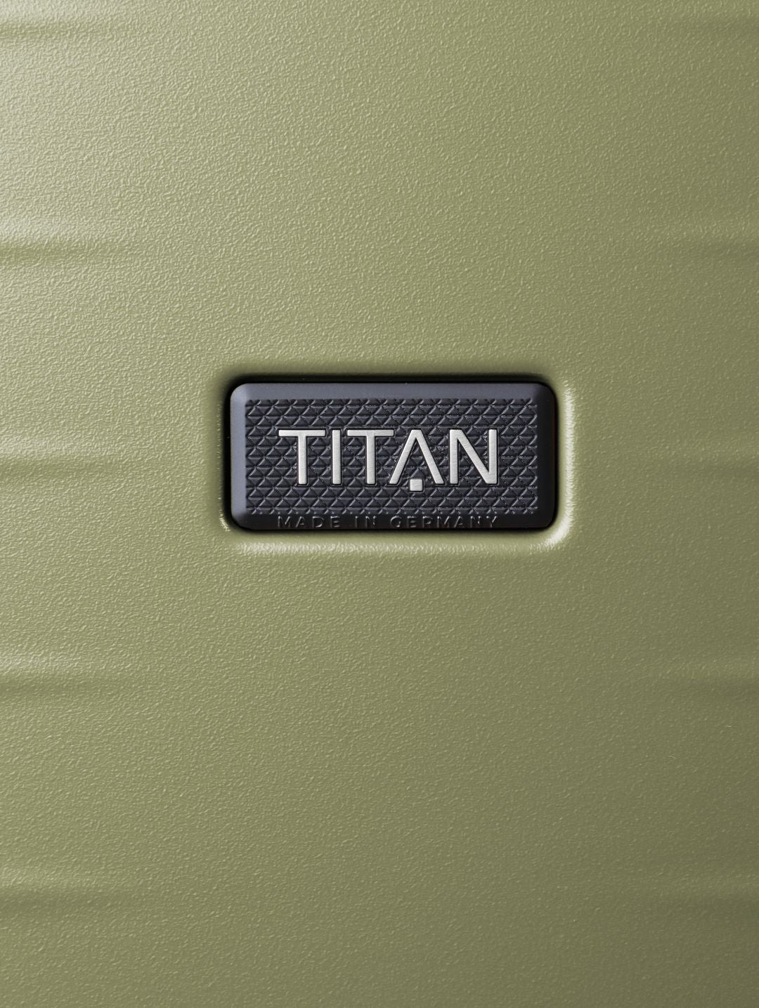 TITAN OVERSEAS SVT KOFFER MIT FRONTASCHE
