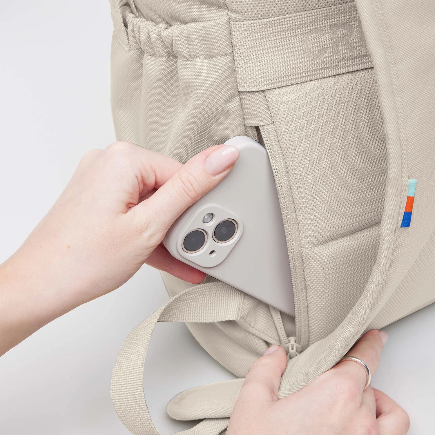 GOT BAG MOCHILA FLAP PACK