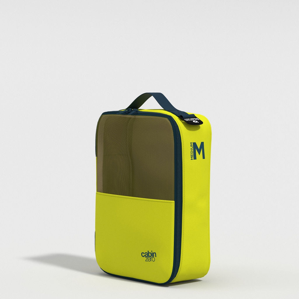 CABIN ZERO Packwürfel Lux Medium packen