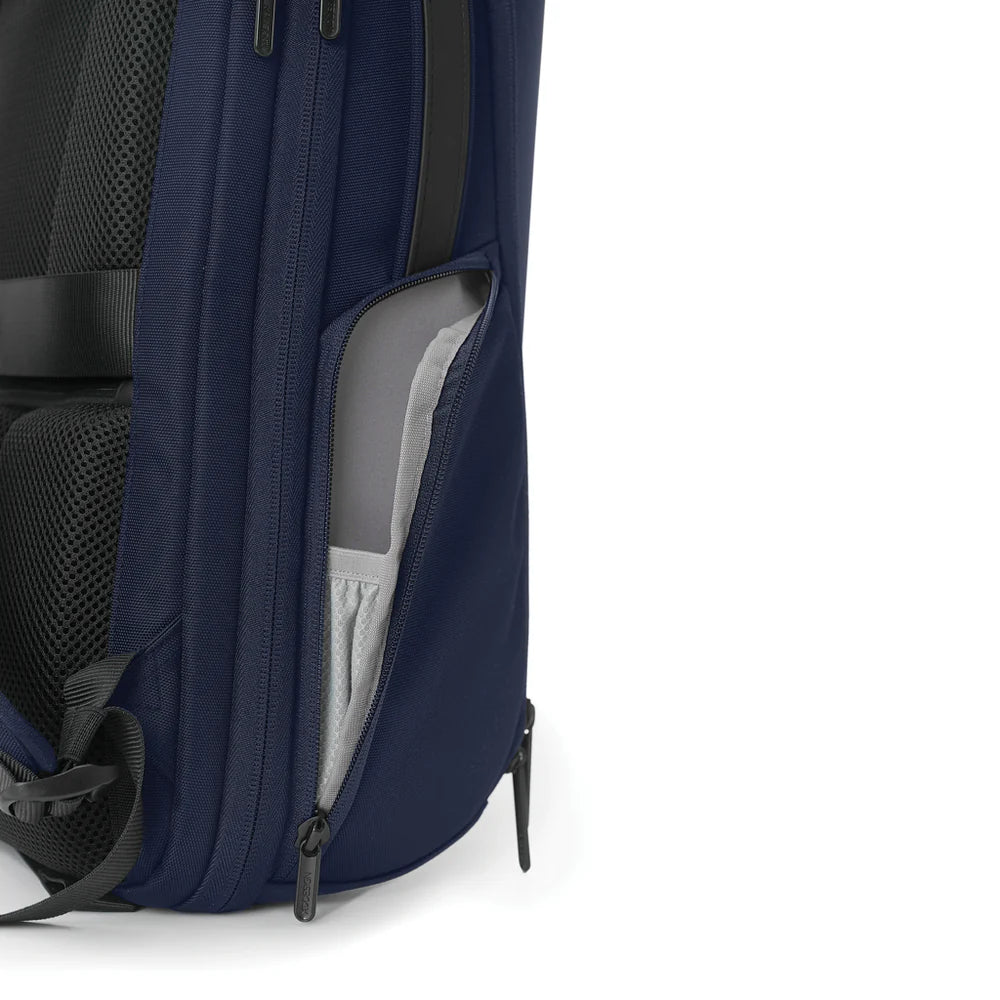 XD DESIGN MOCHILA EXTENSIBLE BIZZ 17"