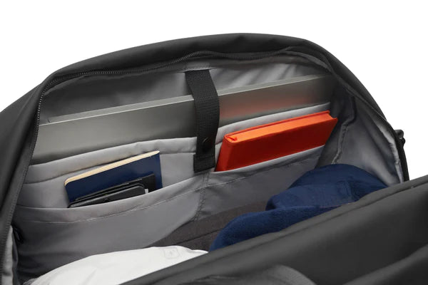 XD DESIGN URBAN WEEKENDER BAG