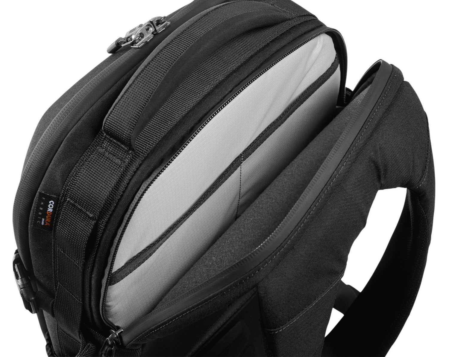 PX18 AEGIS 18L REISERUCKSACK