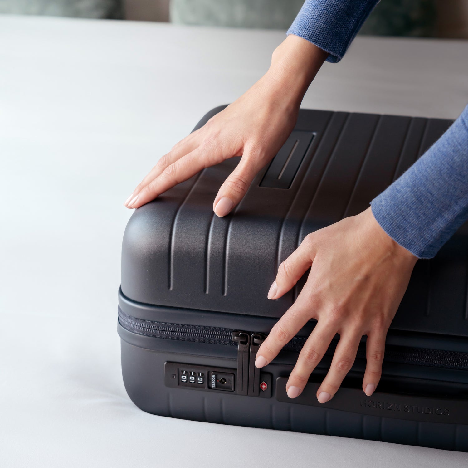 HORIZN STUDIOS Median suitcase H6 Pro 64cm