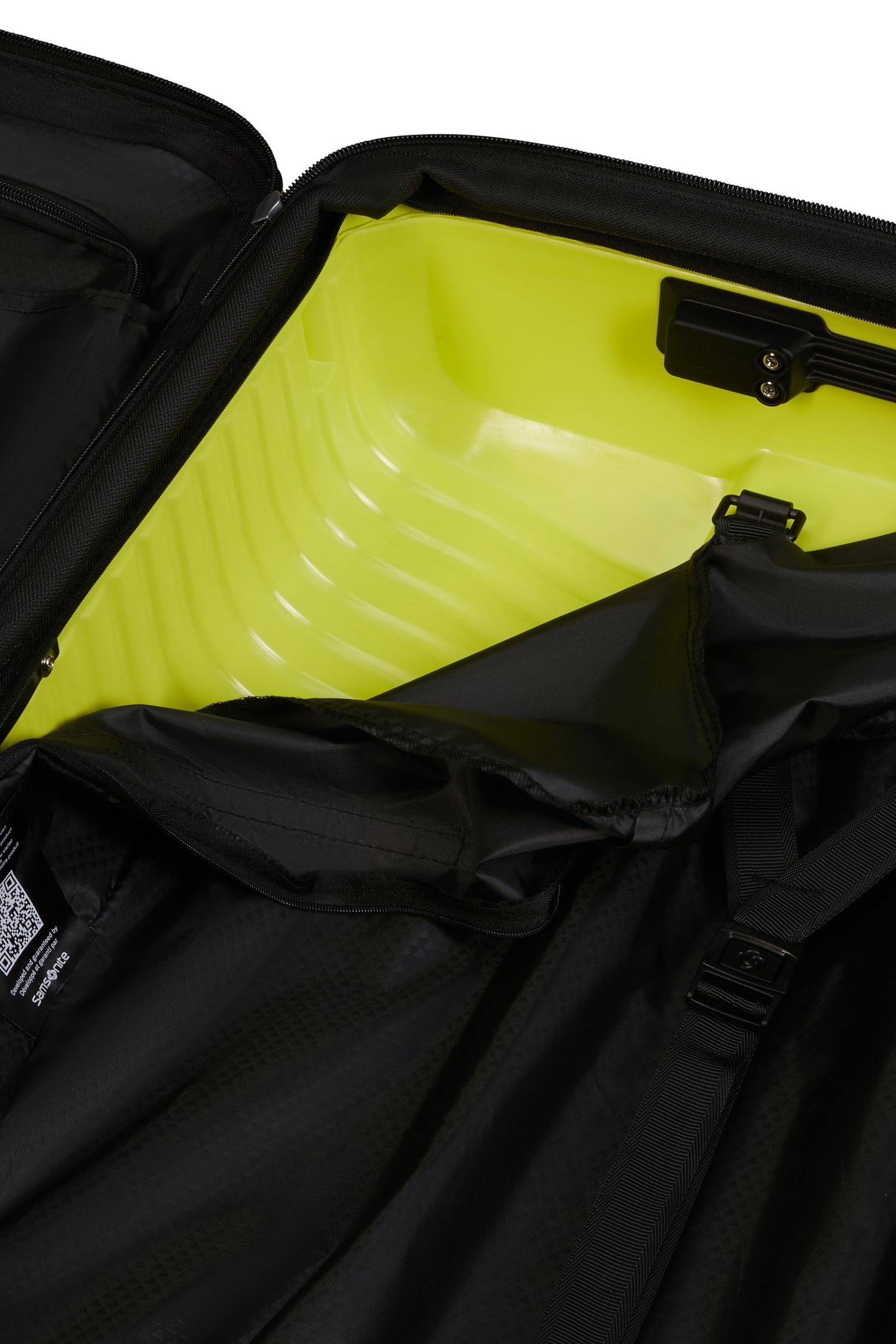 Mittlerer Koffer Extensible UPSCAPE von Samsonite 68cm