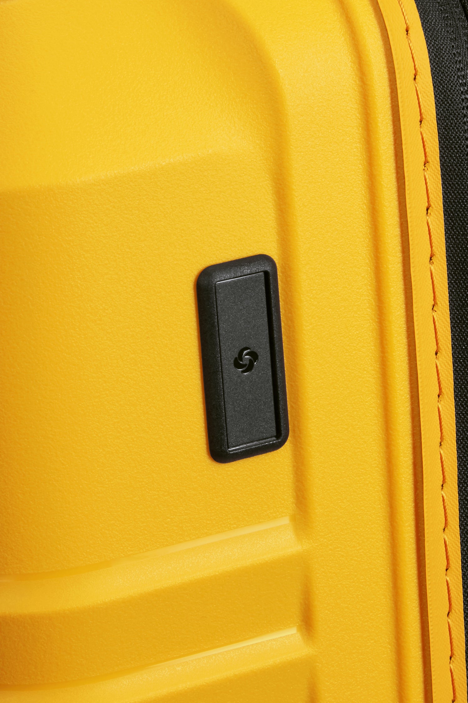 SAMSONITE WALIZKA EXTENSIBLE INTUO 81CM