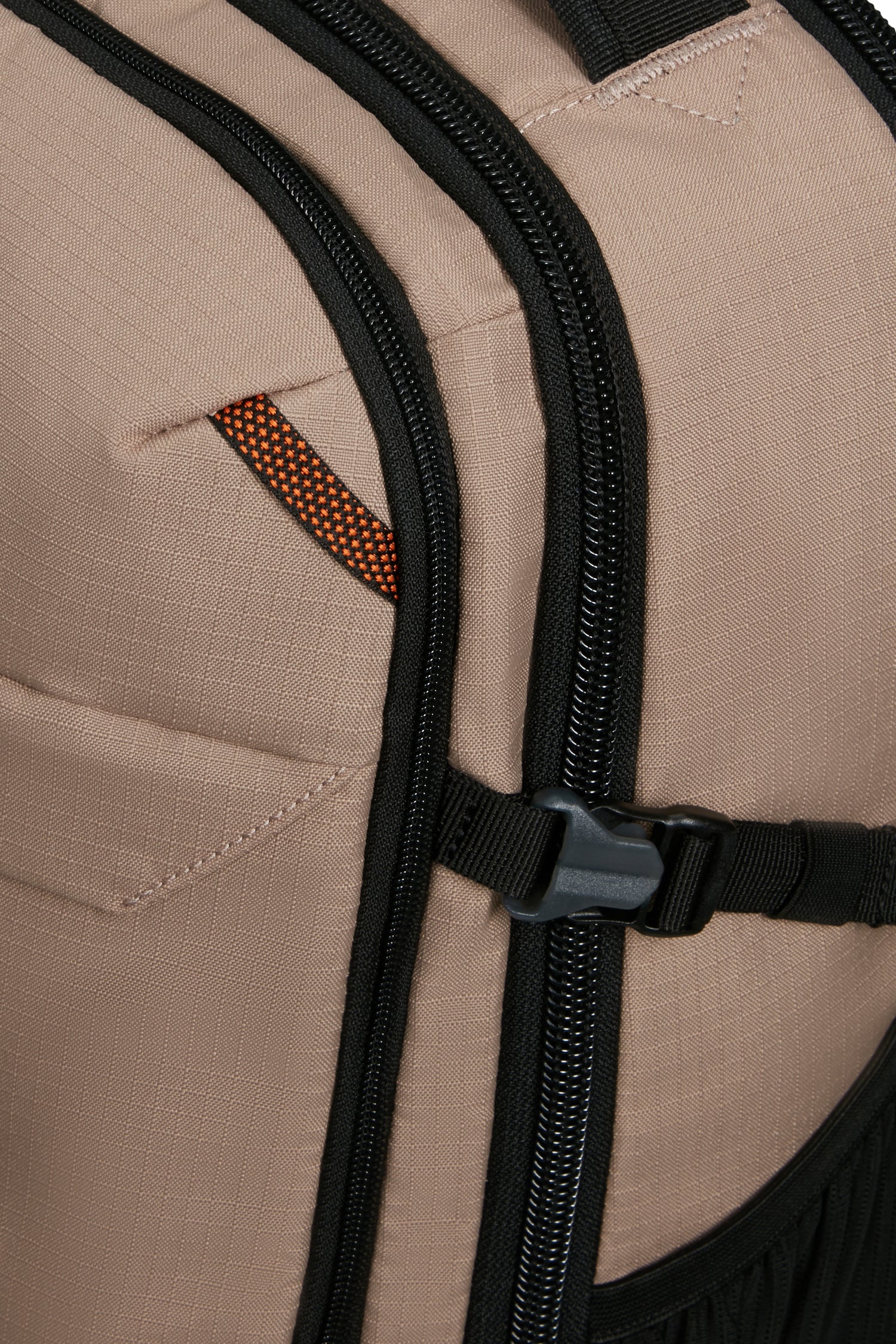 SAMSONITE MOCHILA M ROADSEEKER