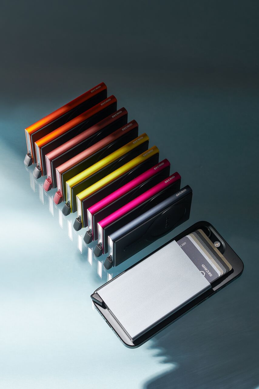 SECRID KARTENSCHUTZ FÜR MAGSAFE TITANIUM