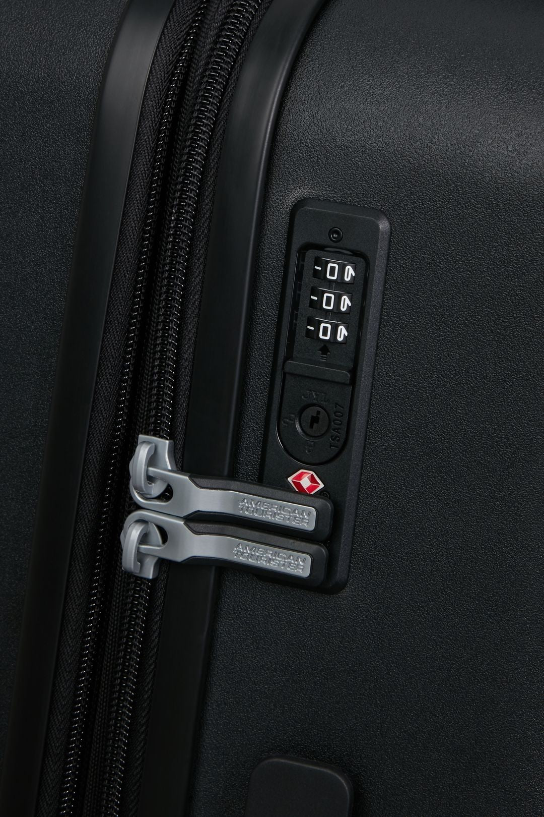 AMERICAN TOURISTER Iso matkalaukku EXTENSIBLE DYNABELT 77CM