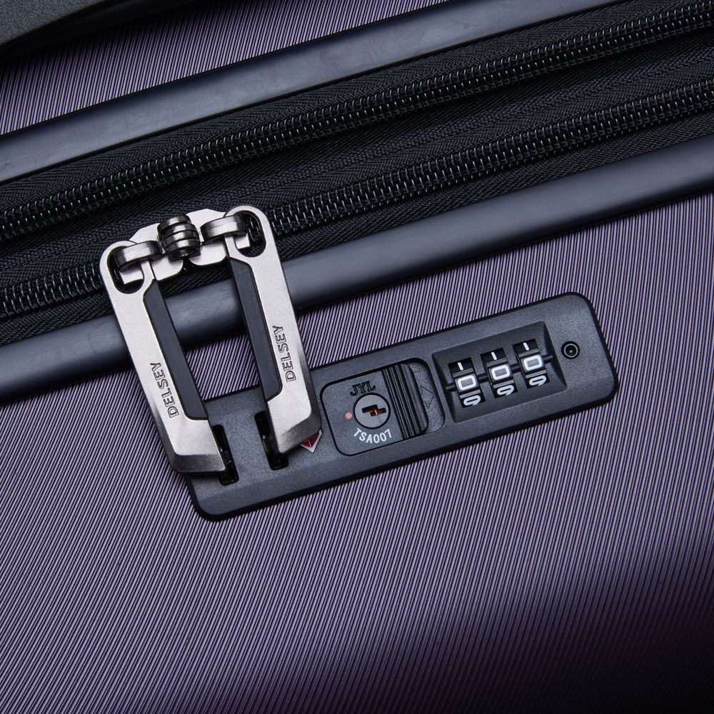 DELSEY VALISE MOYENNE AIR ARMURE RIGIDE D'UNE CAPACITÉ DE 71,22 L