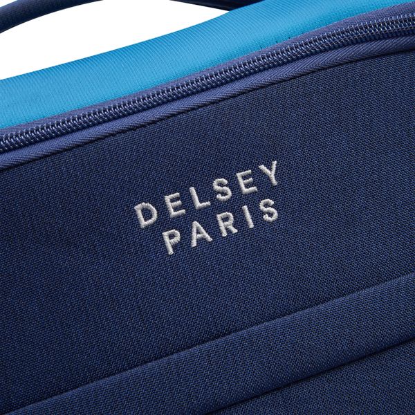DELSEY BROCHANT 3. BEAUTY CASE