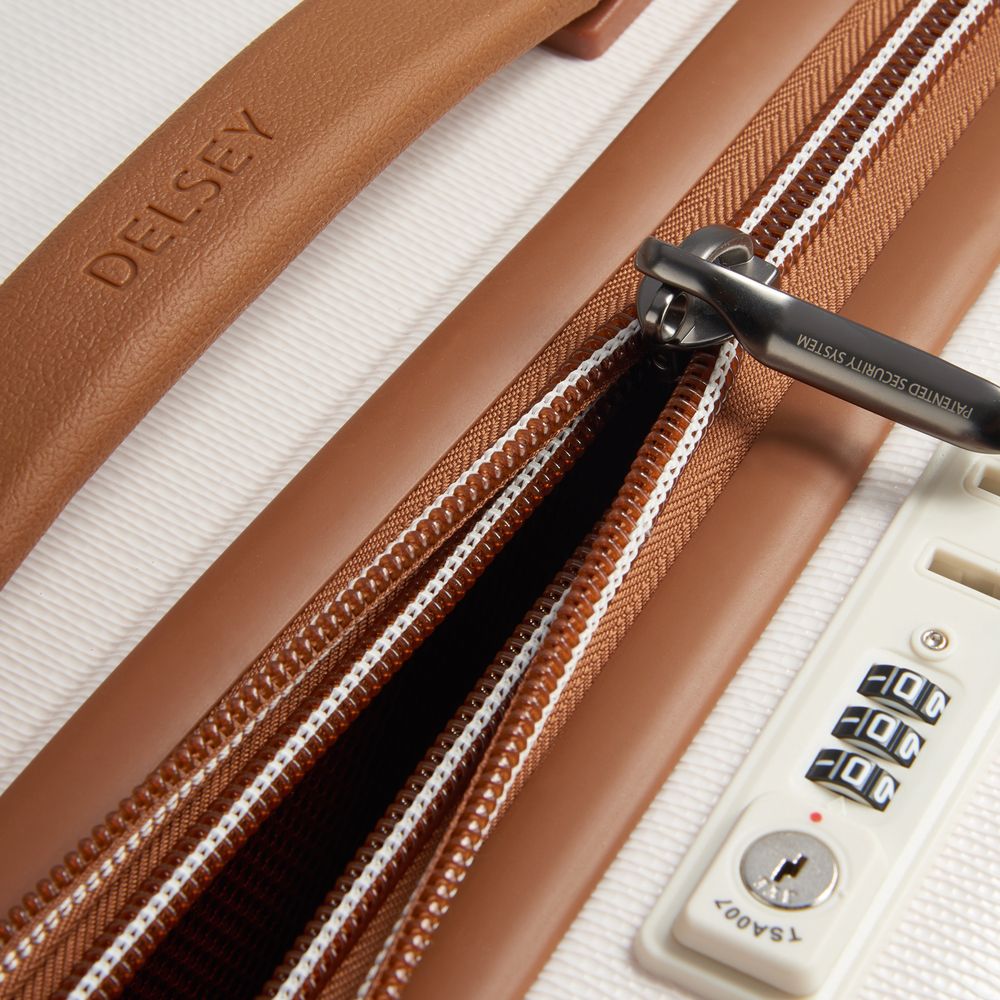 DELSEY CHATELET AIR 2.0. TROLLEY 4 DOUBLE WHEELS 83CM