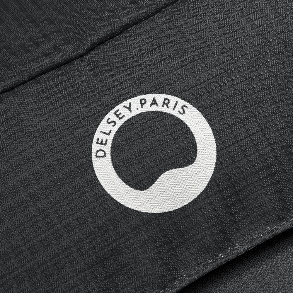 DELSEY NOMADE-REPU, RINTA- JA VYÖTÄRITYSPIDELLÄ 2