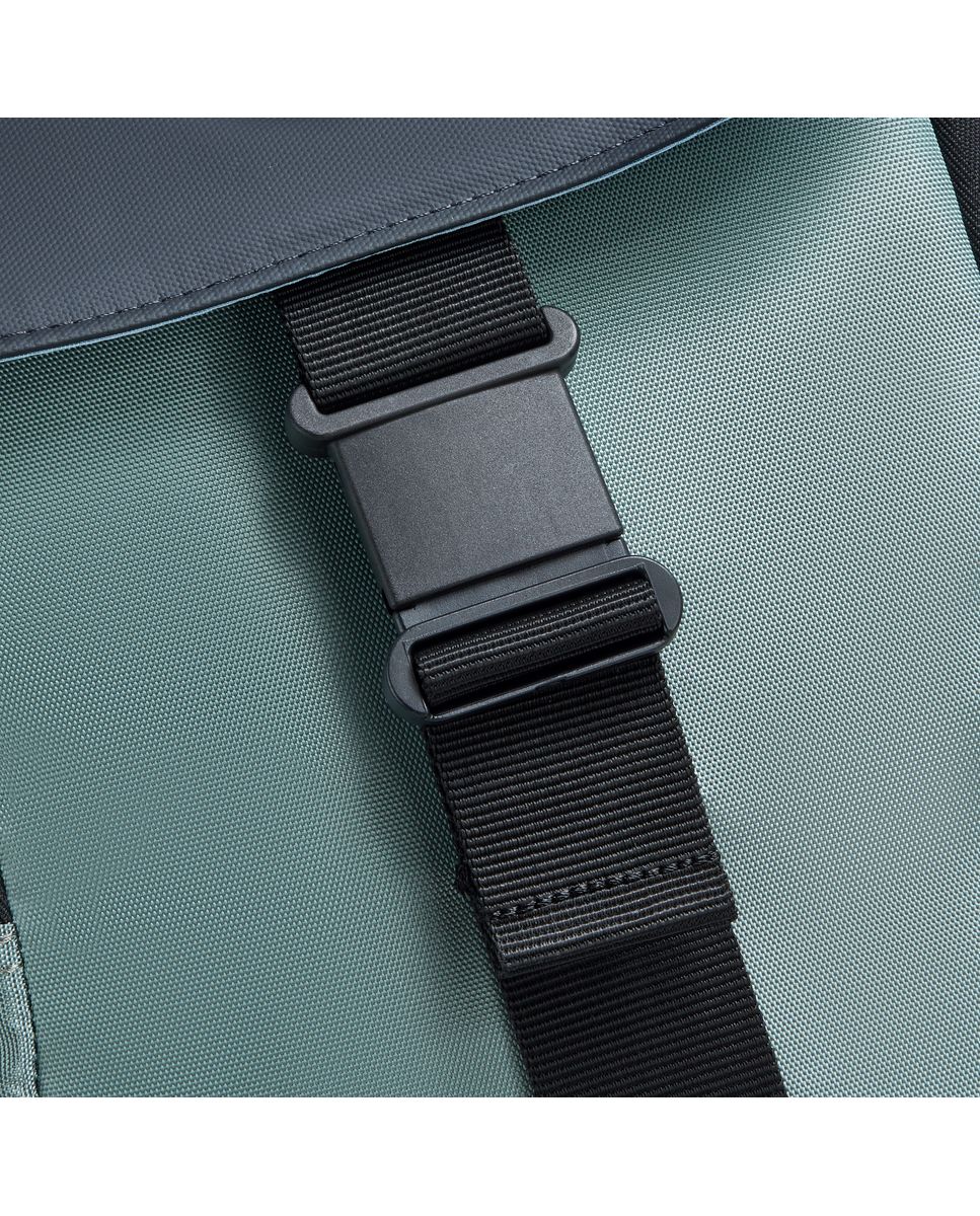 DELSEY SECURFLAP. PROTECTION BACKPACK PC 15''