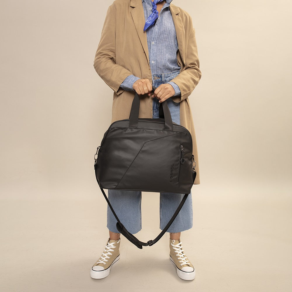 GABOL BOLSA MATKUSTAA CANADA