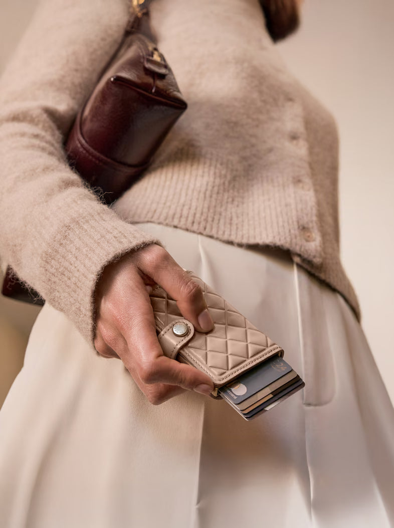 SECRID MINIWALLET+ EMBOSS DIAMOND