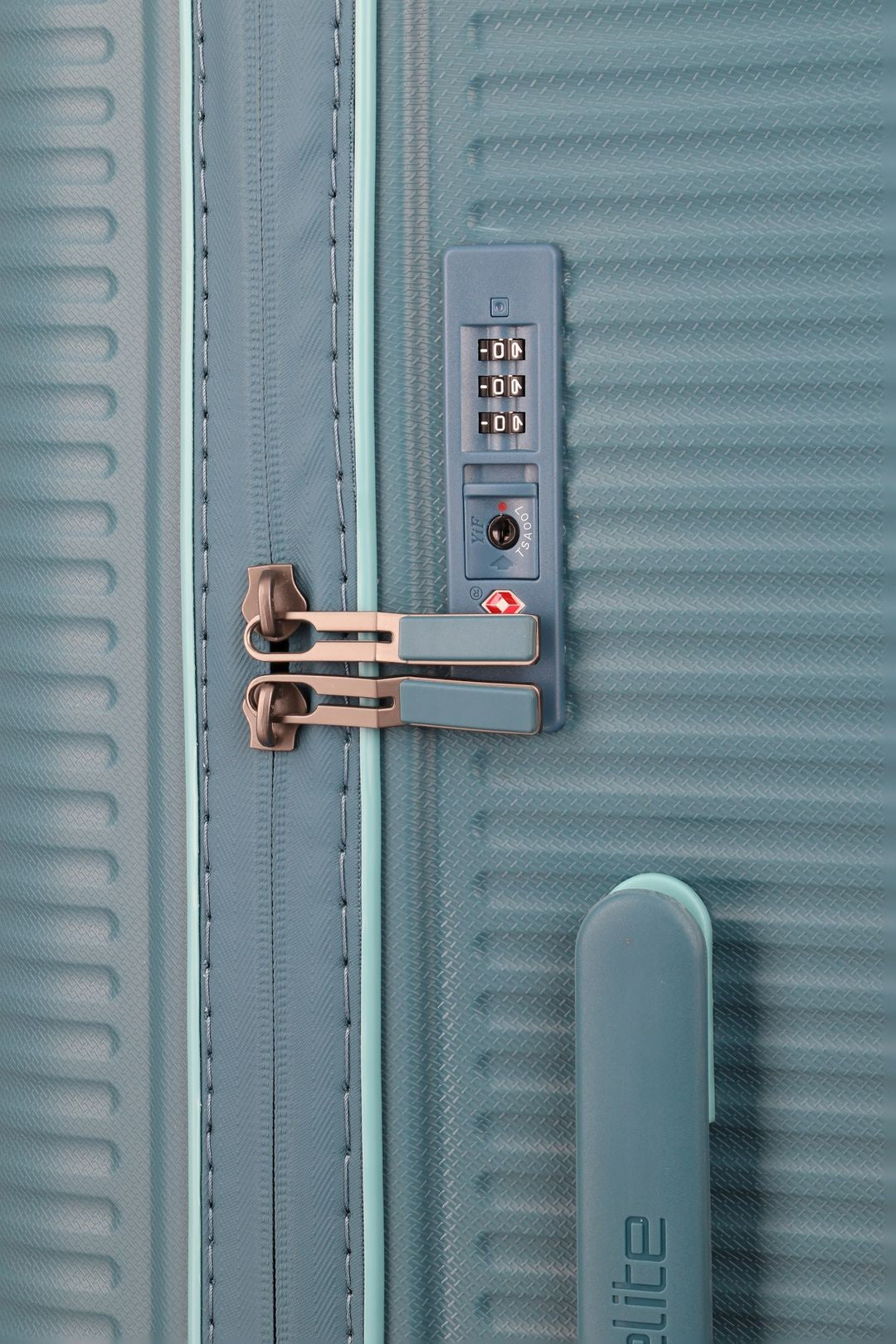 Travelite Udvidelig median kuffert Roomer 66 cm