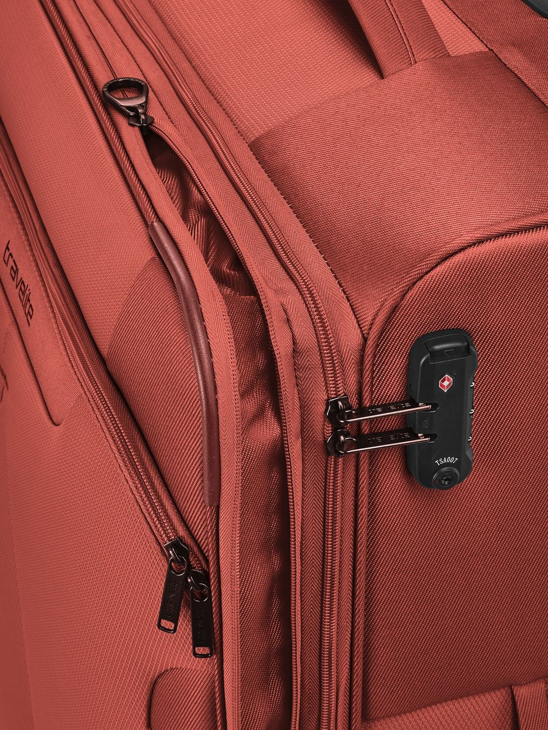 TRAVELITE SUITCASE BLANDA EXTENSIBLE CROATIA 67CM