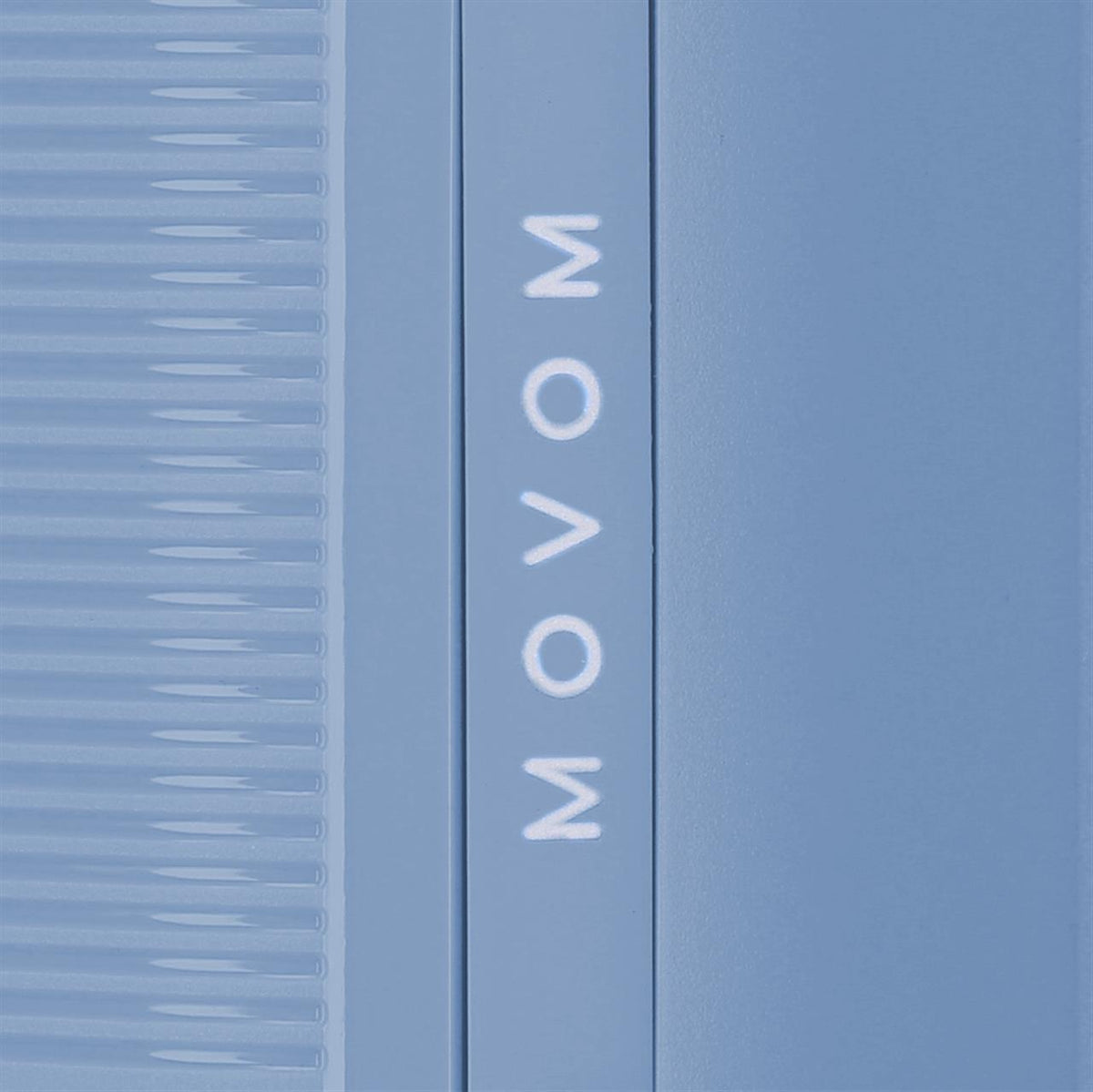 532922B TROLLEY PP 68CM. C/EXP. 4R. MOVOM INARI HELLBLAU