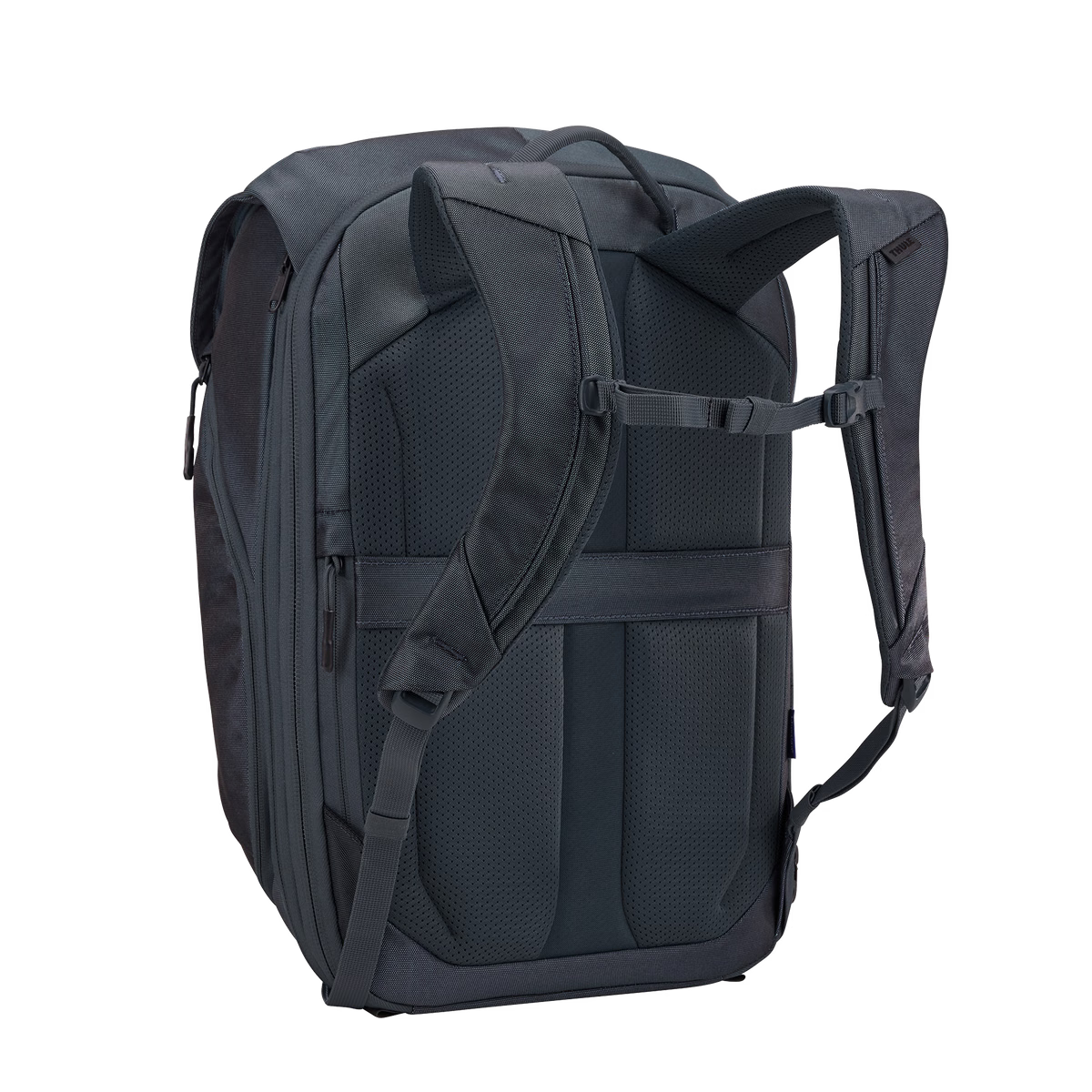 THULE SUBTERRA 2 EXPANDABLE TRAVEL BACKPACK