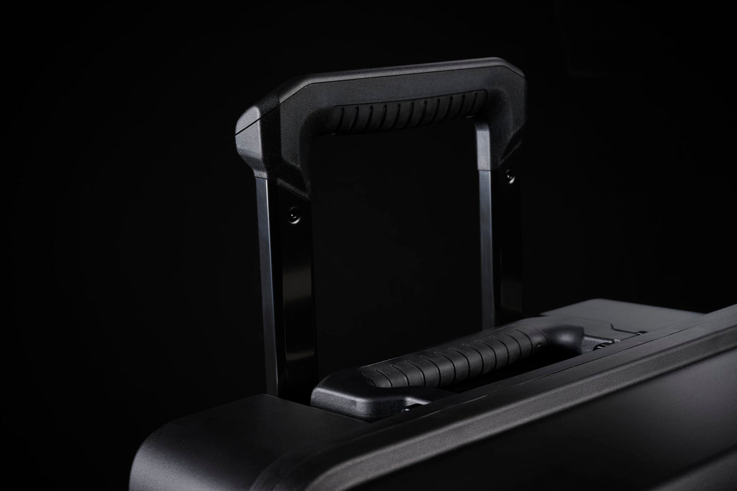PELI MEDIUM ATX SUITCASE