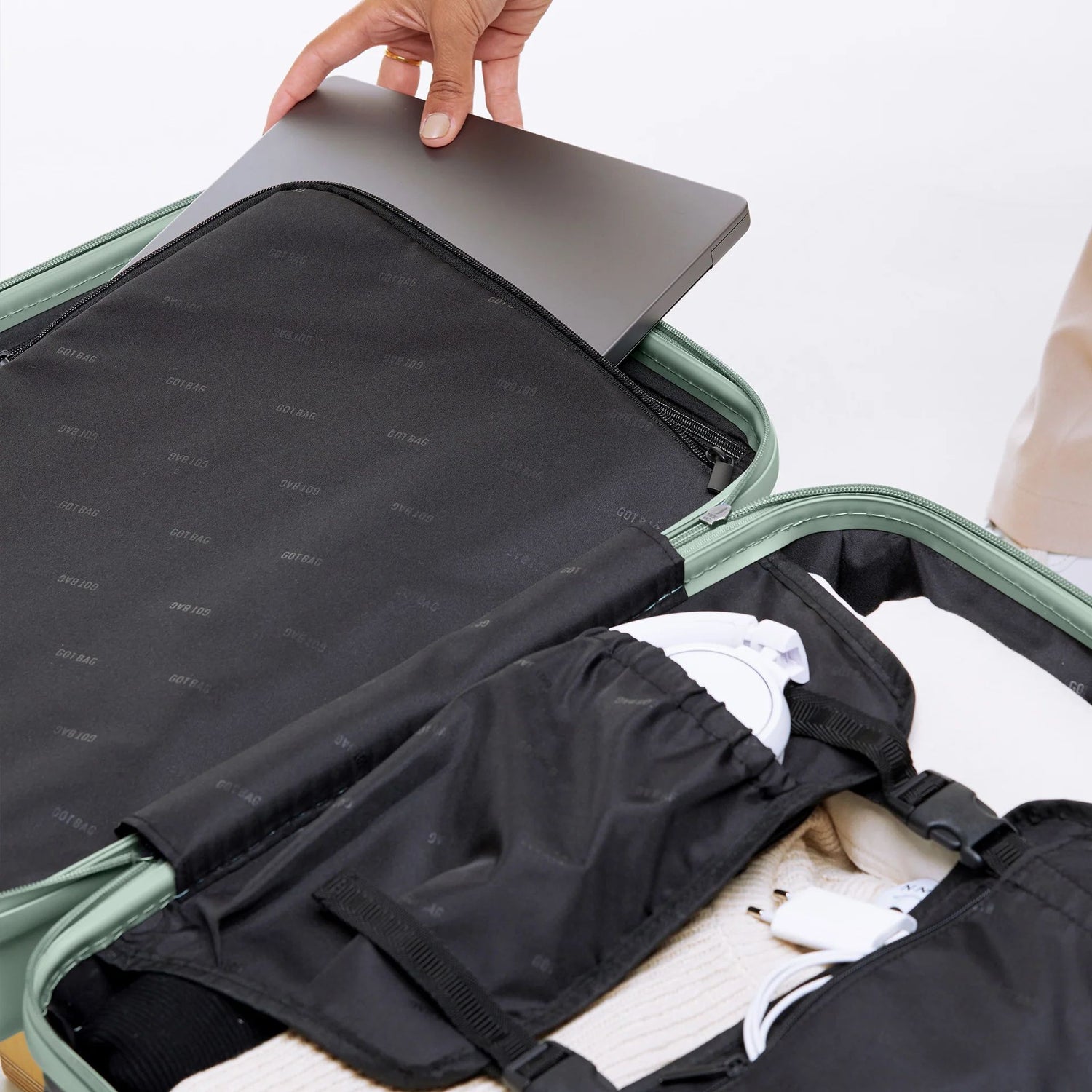 GOT BAG Cabin suitcase Re -Shell Cabin 2.0 - Recycled Material