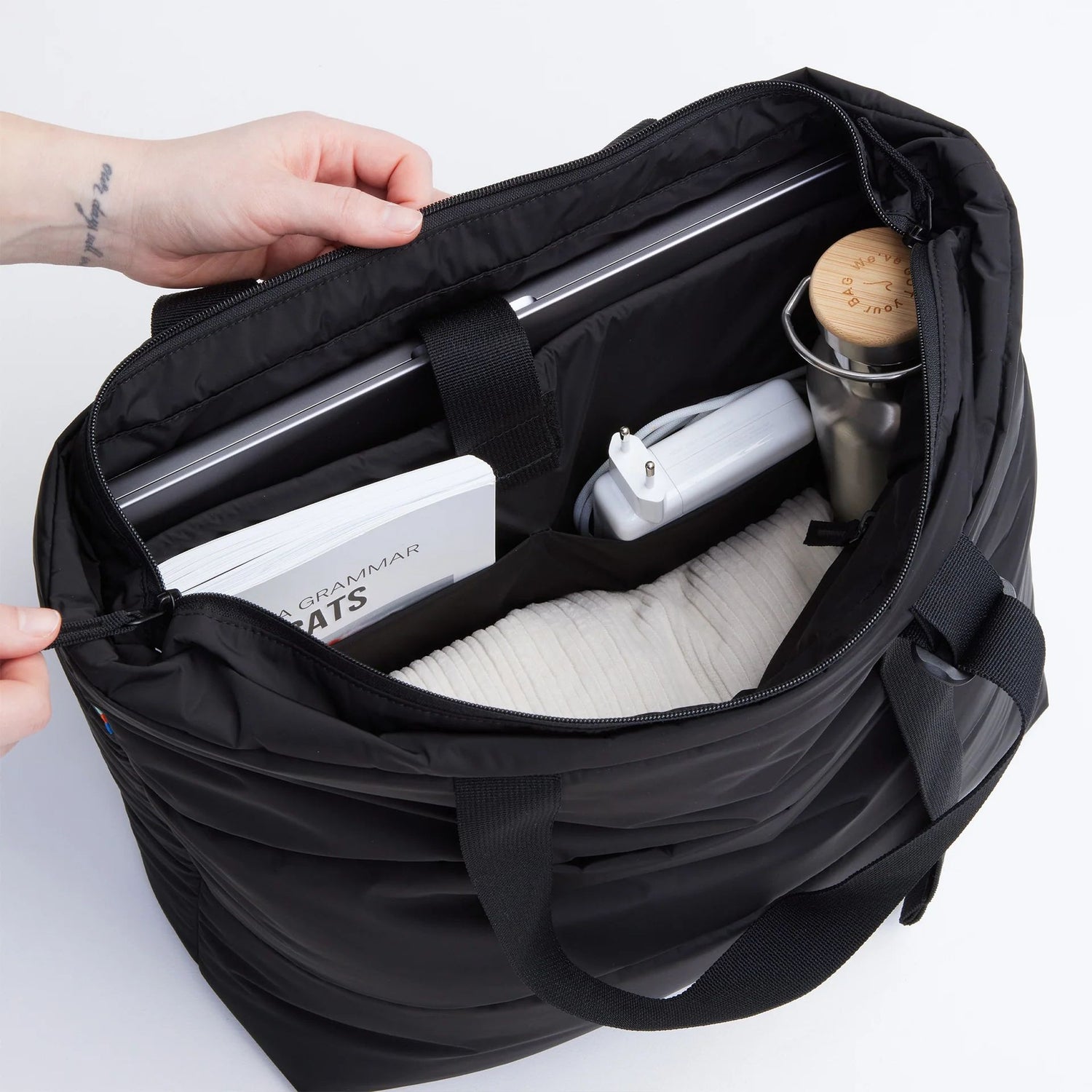 GOT BAG Puffer TOTE Bag monochrome