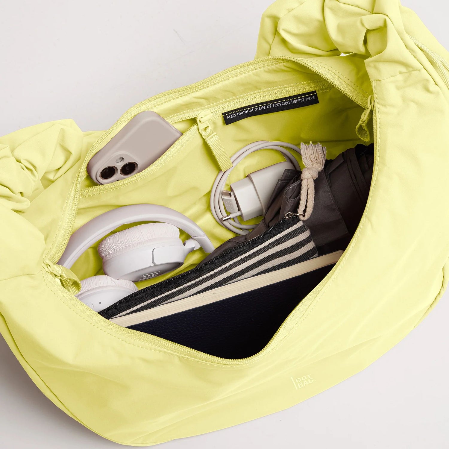 GOT BAG MOON BAG RUFFLE MONOCHROME