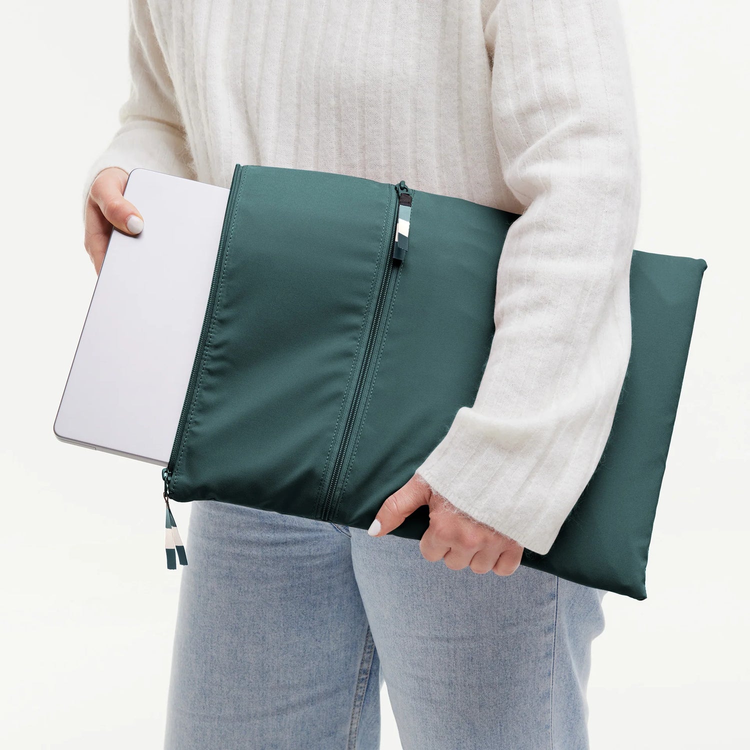 Tenho mochila de bolsa ROLLTOP 2.0 monocromático