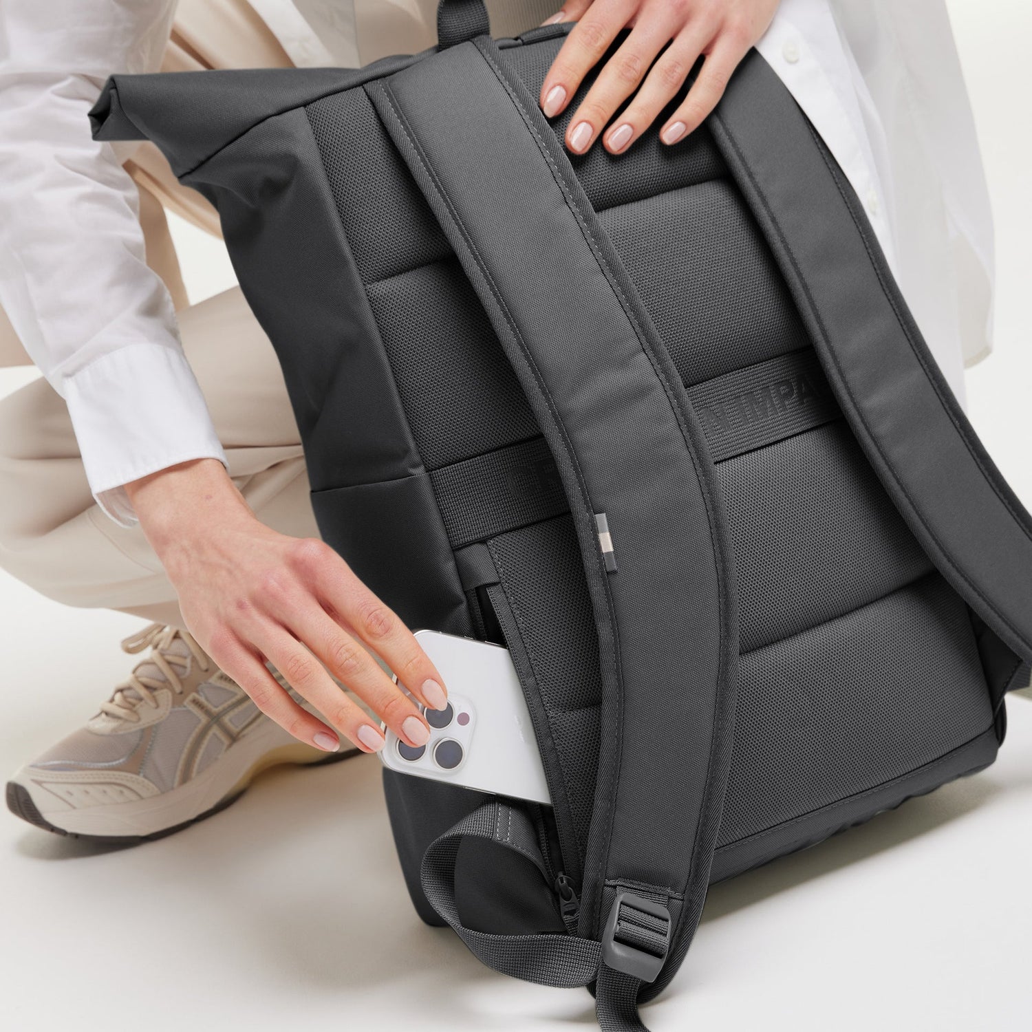 Tenho mochila de bolsa ROLLTOP Monocromático fácil