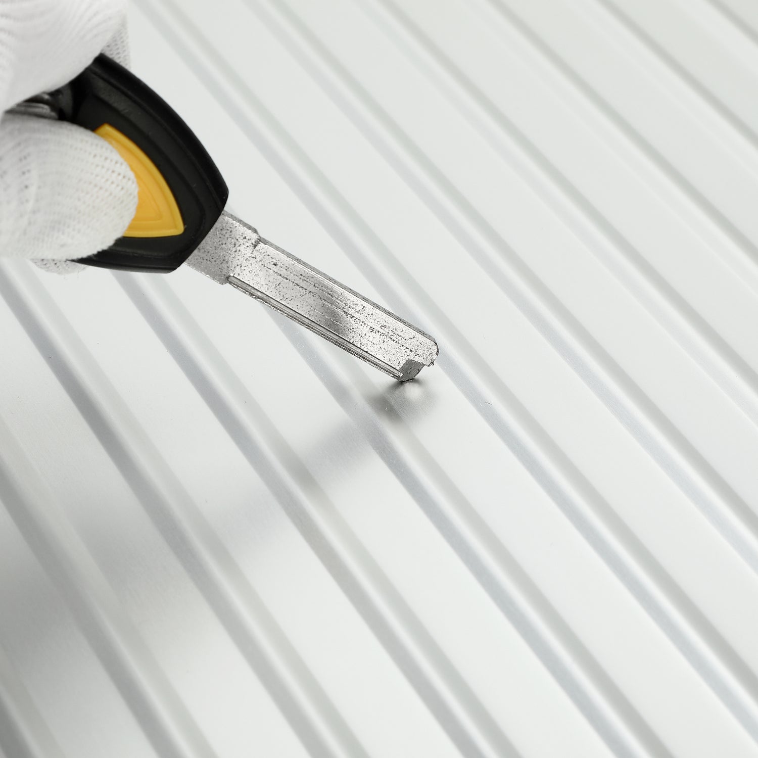 GREENWICH Maleta 100%  ALUMINIO Praga Mediana 66.5cm