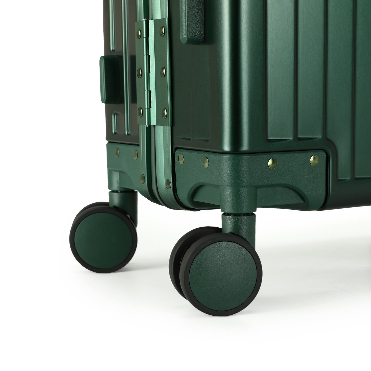 Greenwich Cabin Cuffcase 100% New York Aluminium