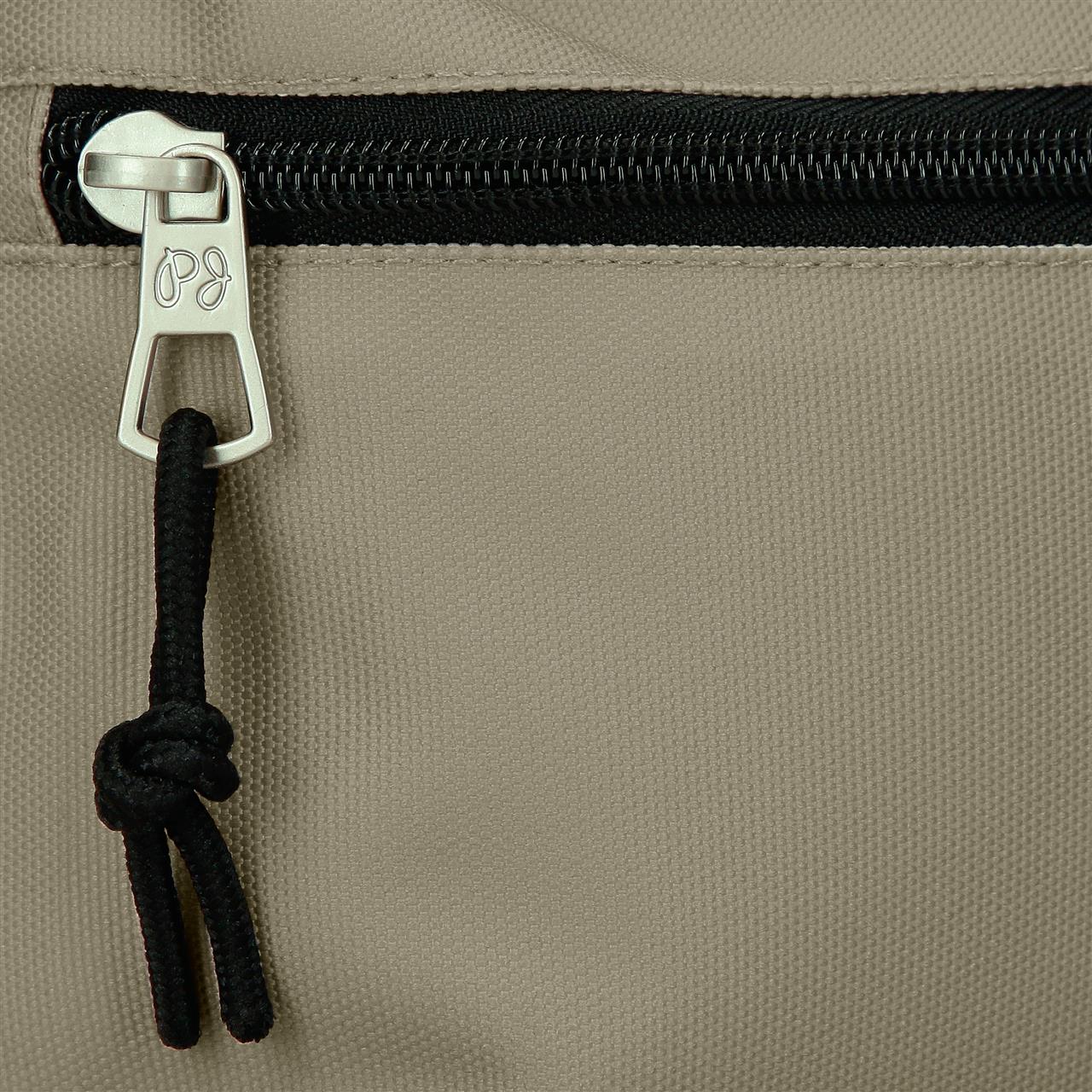 63392H5 BACKPACK CORD HOLDER + EVERYTHING CASE. 44CM. PJL ARIS EVERGRE