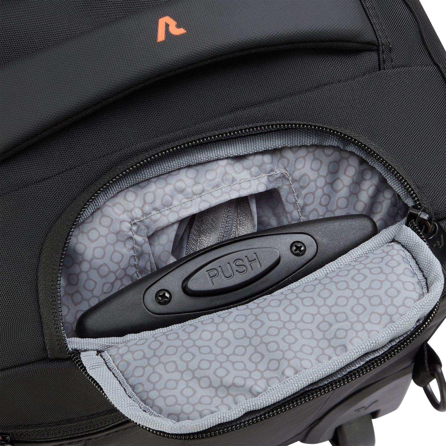 UNDERSEAT METROPOLITAN RUCKSACK MIT ROLLEN