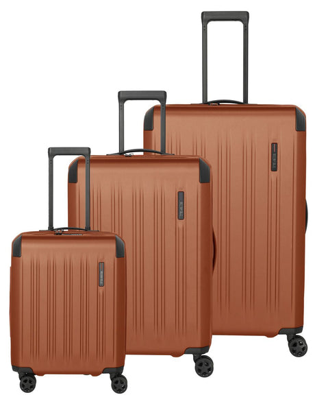 DYNAMIC SET OF G M P EXP SUITCASES