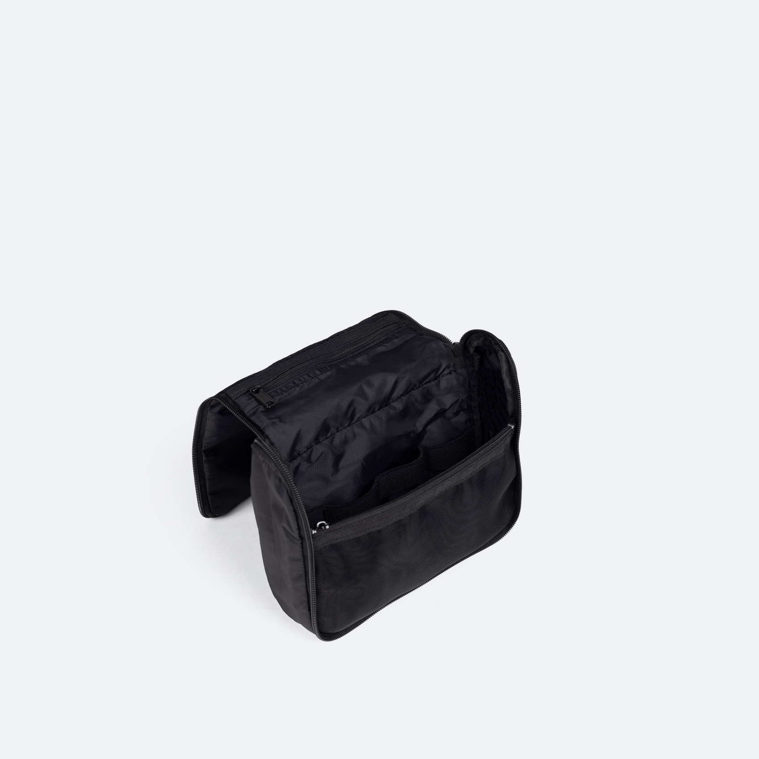 MUNICH NECESER GATE X39