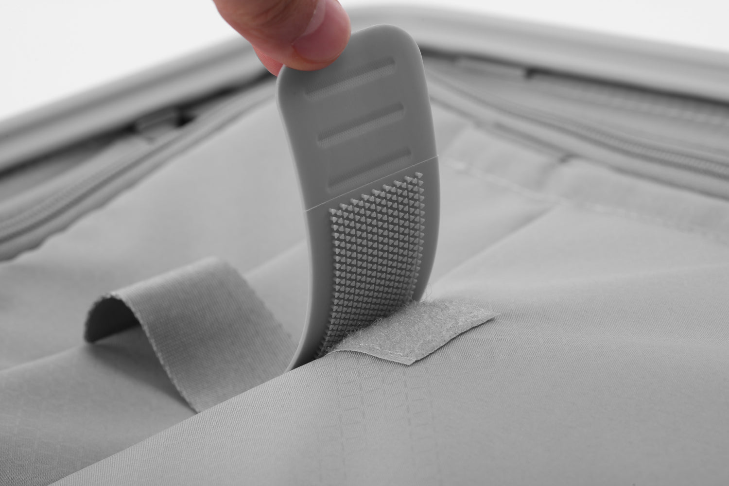 Walizka Easy Acces 100% aluminium TOKIO 57 cm