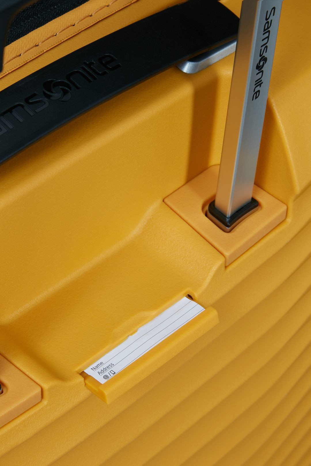 Gemiddelde koffer Extensible UPSCAPE van Samsonite 68cm