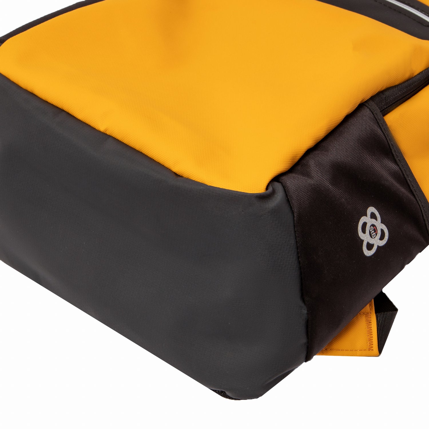 ADVENTURE DIEBSTAHLSICHERER RUCKSACK ECO 15