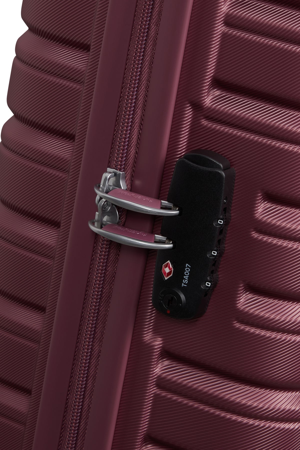 AMERICAN TOURISTER Medium suitcase EXTENSIBLE FLASHLINE 67CM