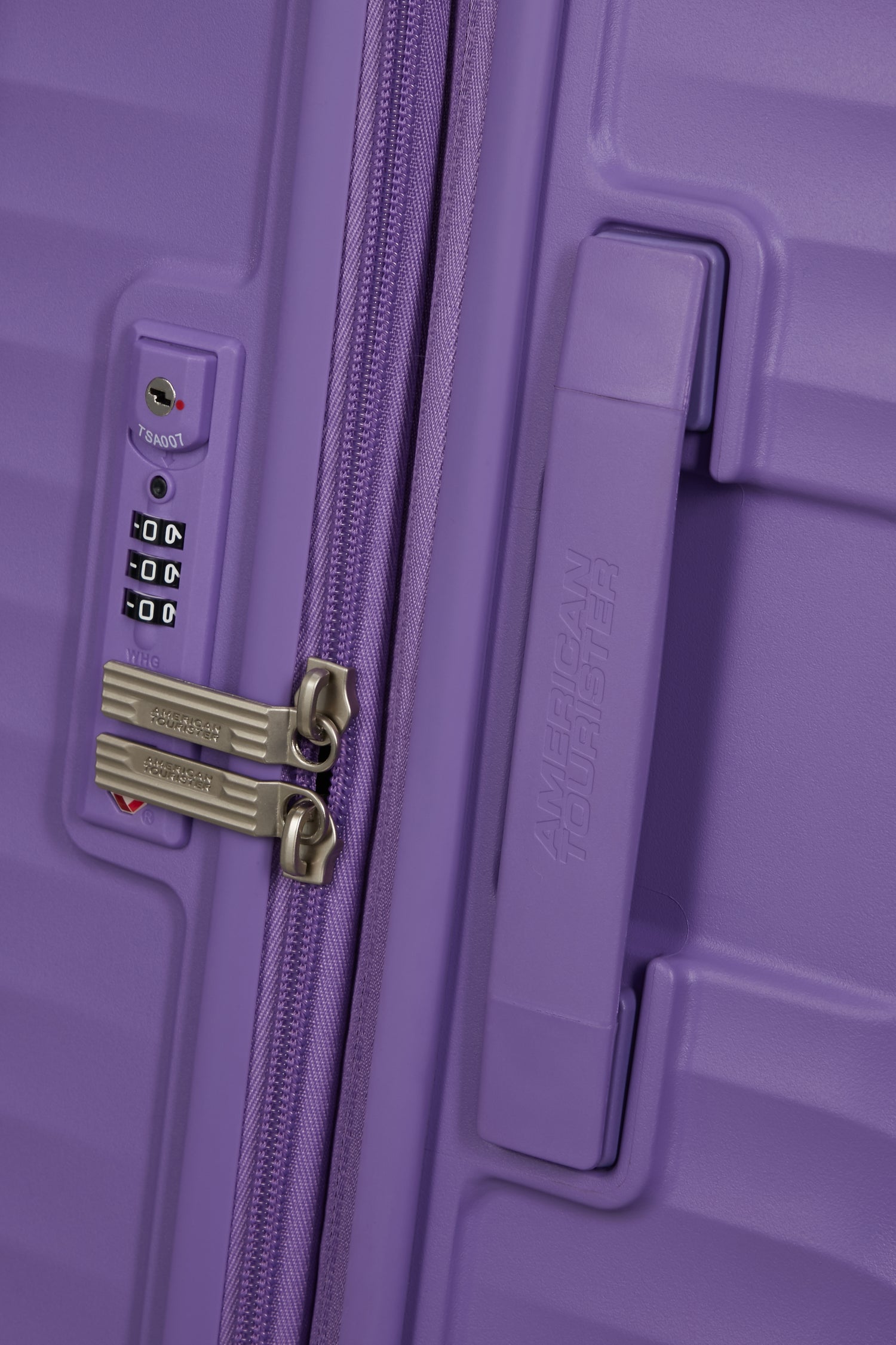 AMERICAN TOURISTER mittlerer Koffer 68cm DIABLAST